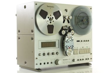 Купить Катушечный магнитофон TECHNICS RS-777