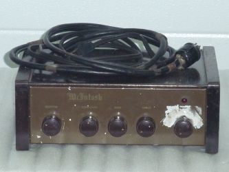 Купить Предварительный усилитель McIntosh C-104