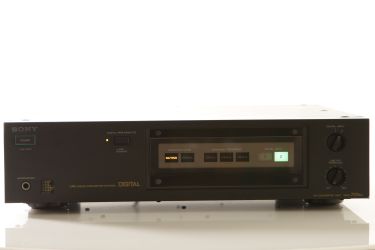 Купить ЦАП / АЦП SONY DAS-703ES