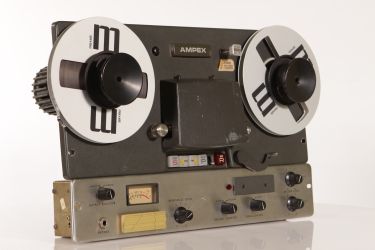 Купить Катушечный магнитофон AMPEX AG500